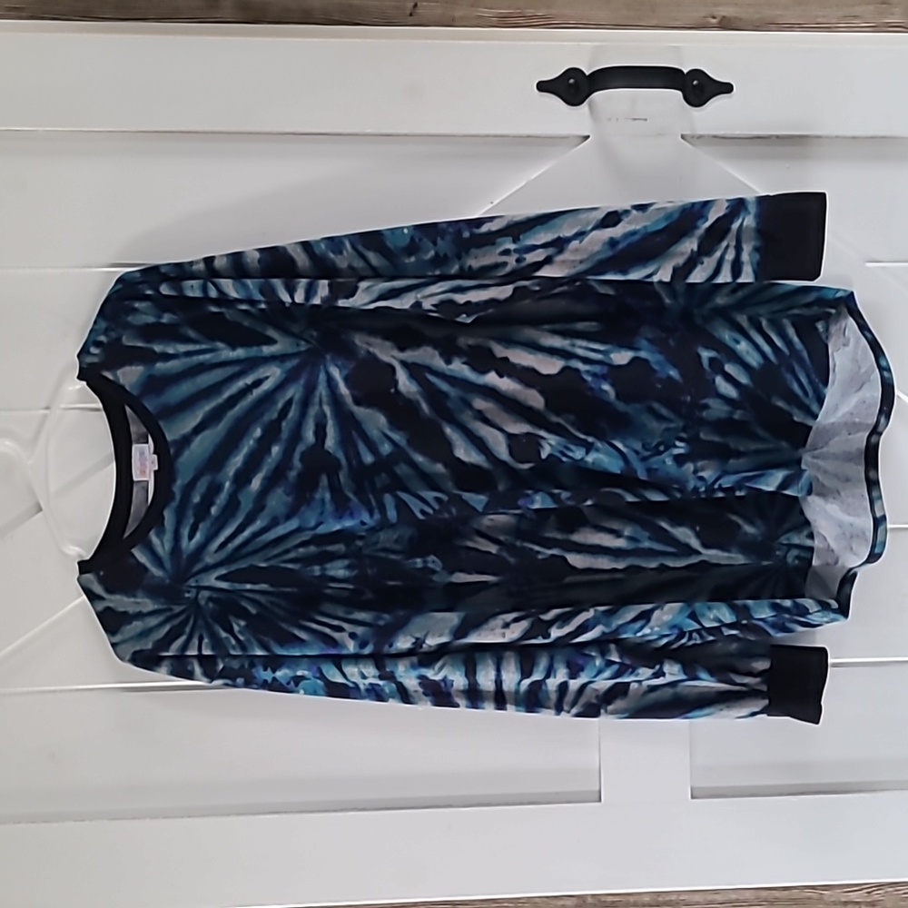Lularoe Long Sleeve Hudson